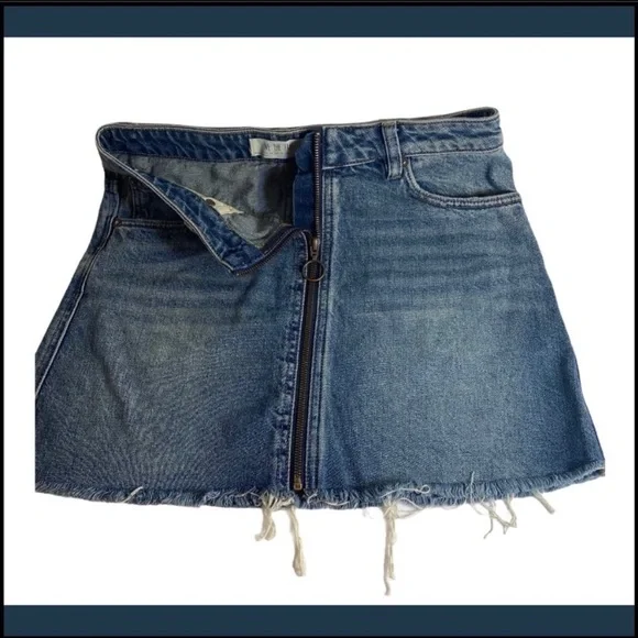 FREE PEOPLE Zip- Up Boho Grunge Denim Skirt Sz 27 - Picture 9 of 12
